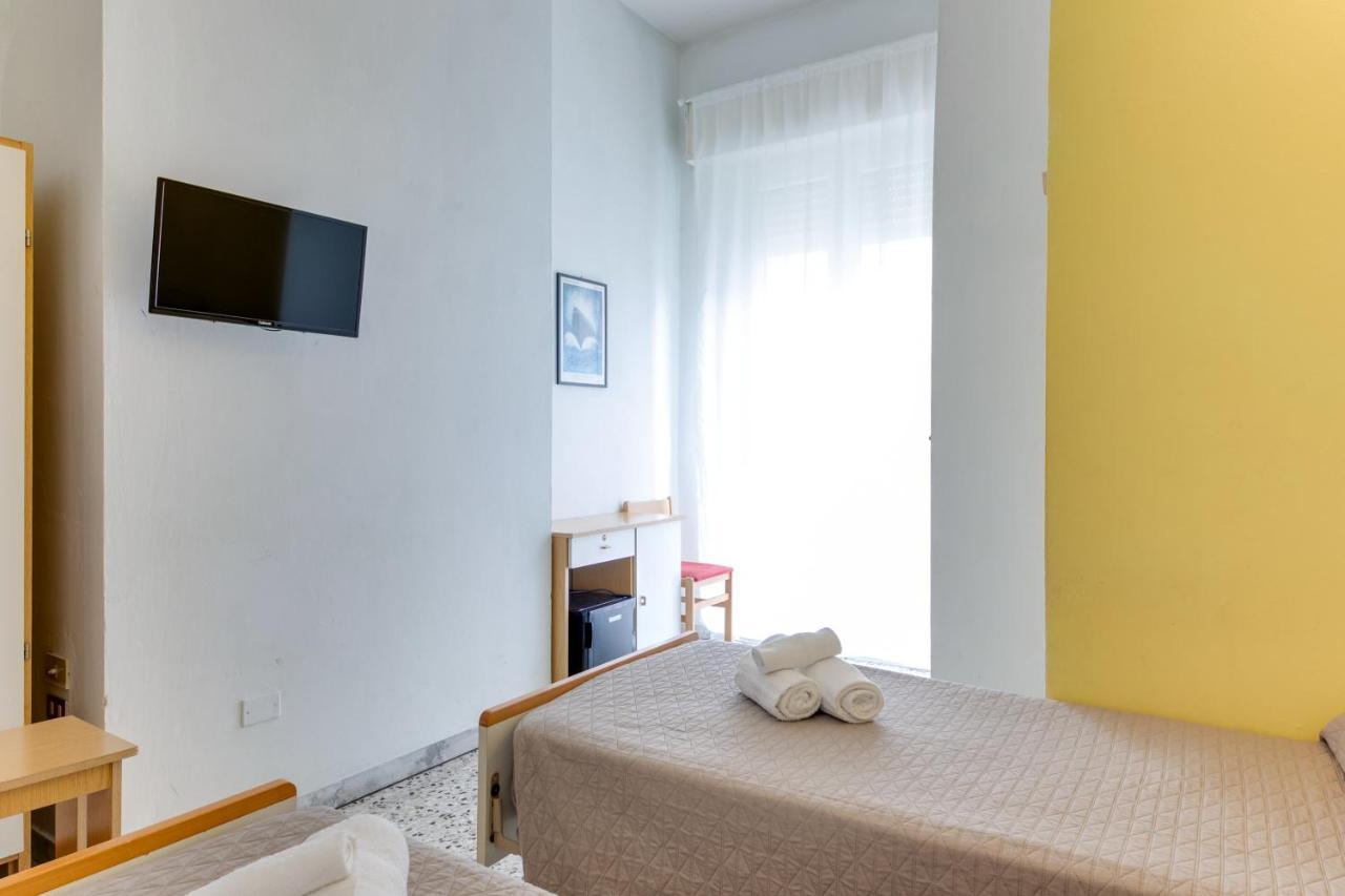 Hotel Villa Merope Rimini Extérieur photo