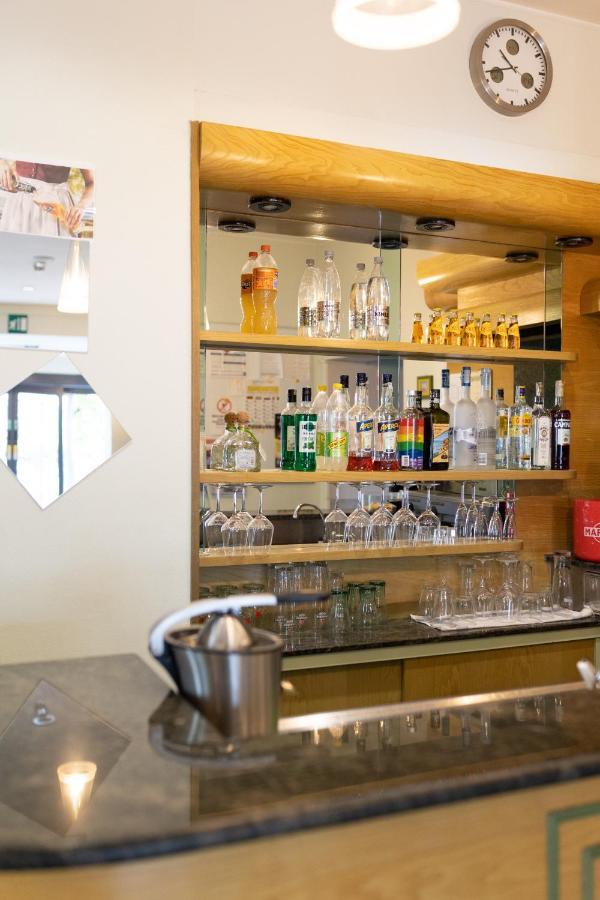 Hotel Villa Merope Rimini Extérieur photo