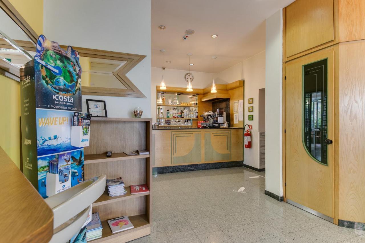 Hotel Villa Merope Rimini Extérieur photo